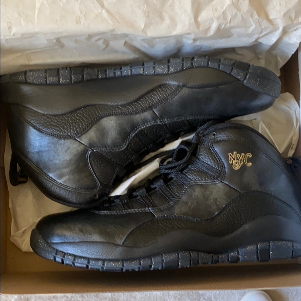 NWT Air Jordan Retro 10 NYC , Mens size 11